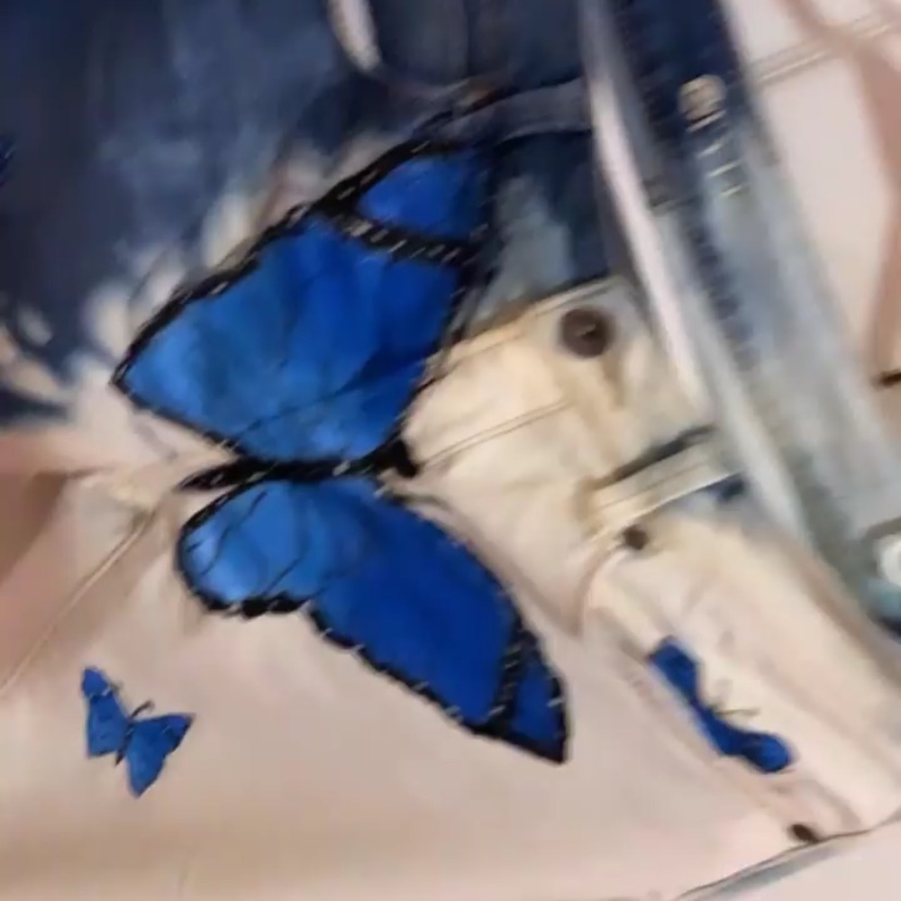 CUSTOM BUTTERFLY HALF BLEACHED JEANS